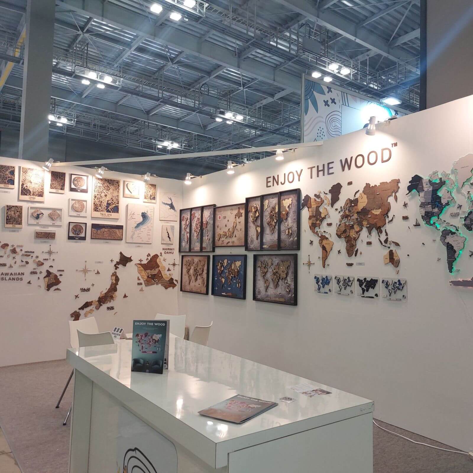 enjoythewood-world-wooden-map-exhibition-2