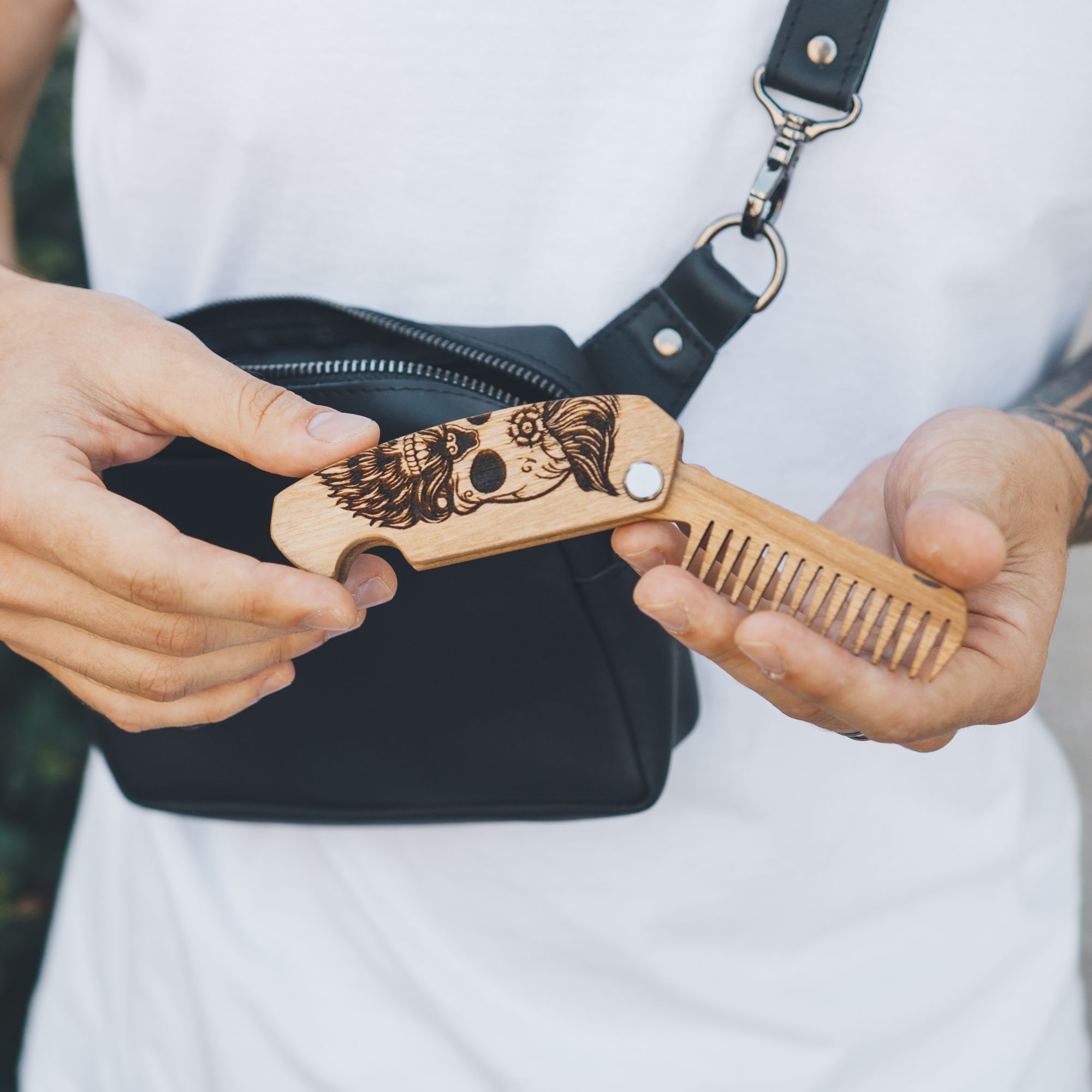 beard comb wooden