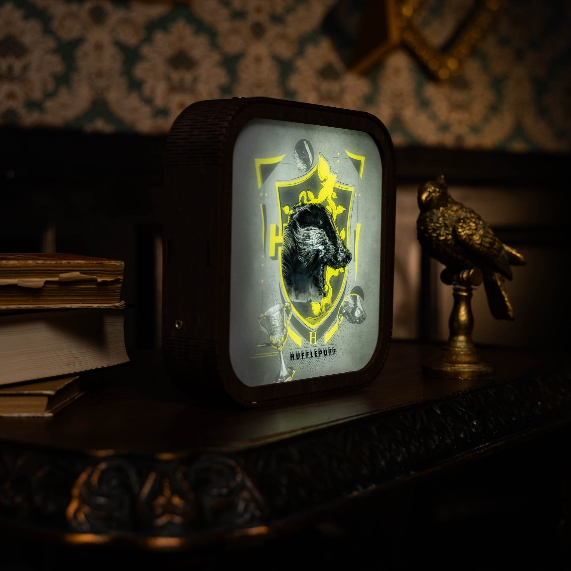 Wooden Acrylic Harry Potter Night Light - Badger of Hufflepuff by Enjoy The Wood