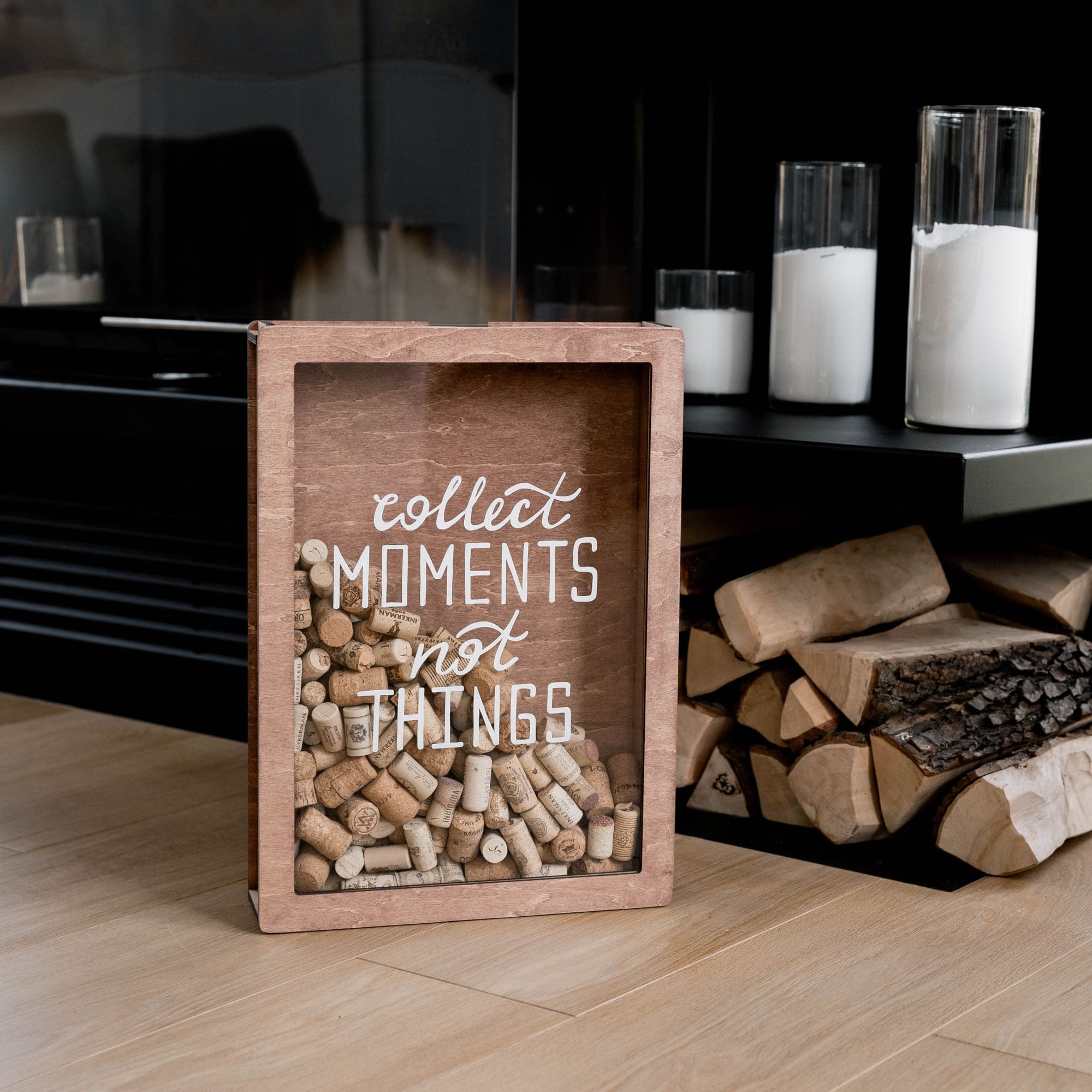 Handmade wooden world map wall decoration with engraved continents