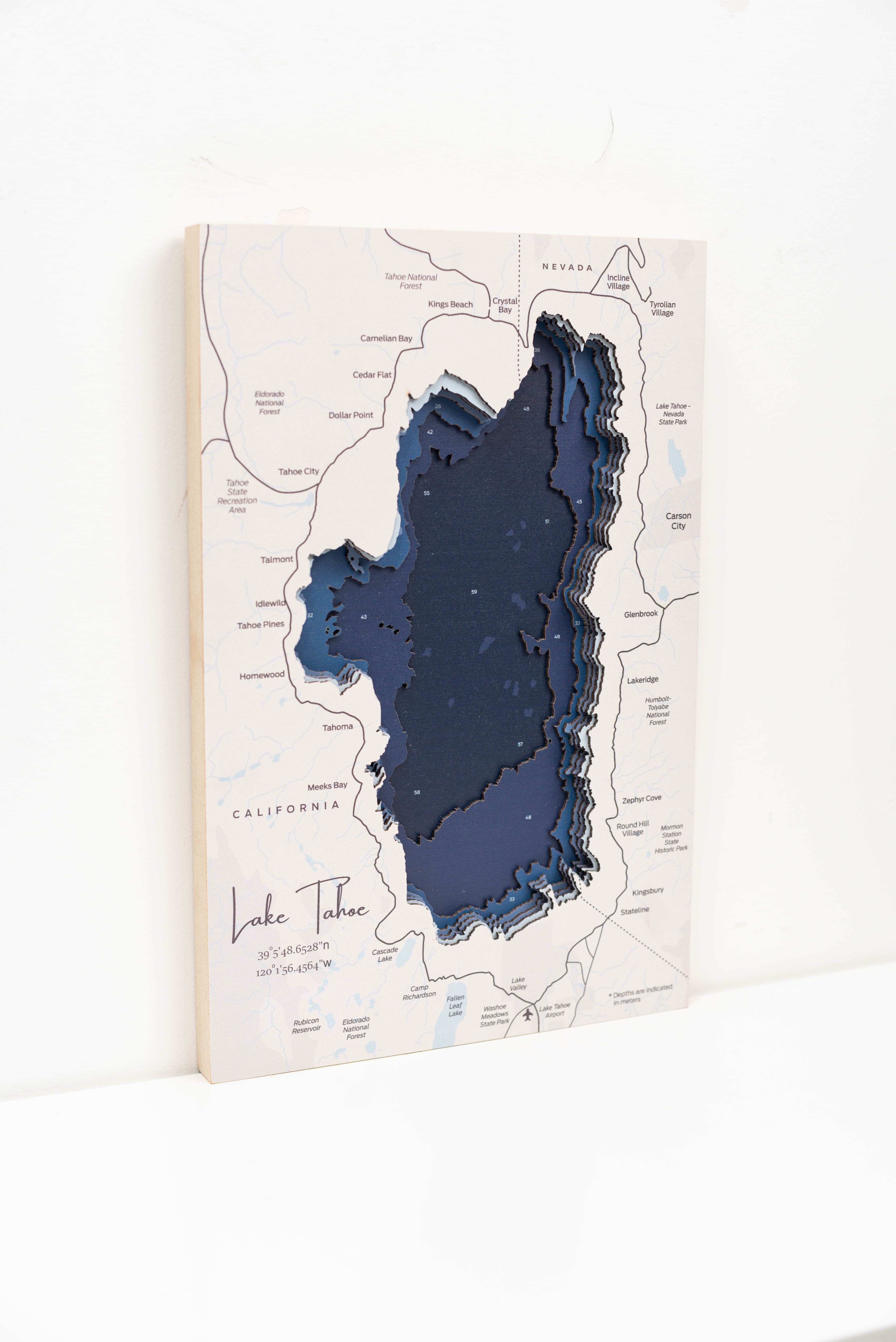 Map of Lake Tahoe with a blue突出的区域 on a white background