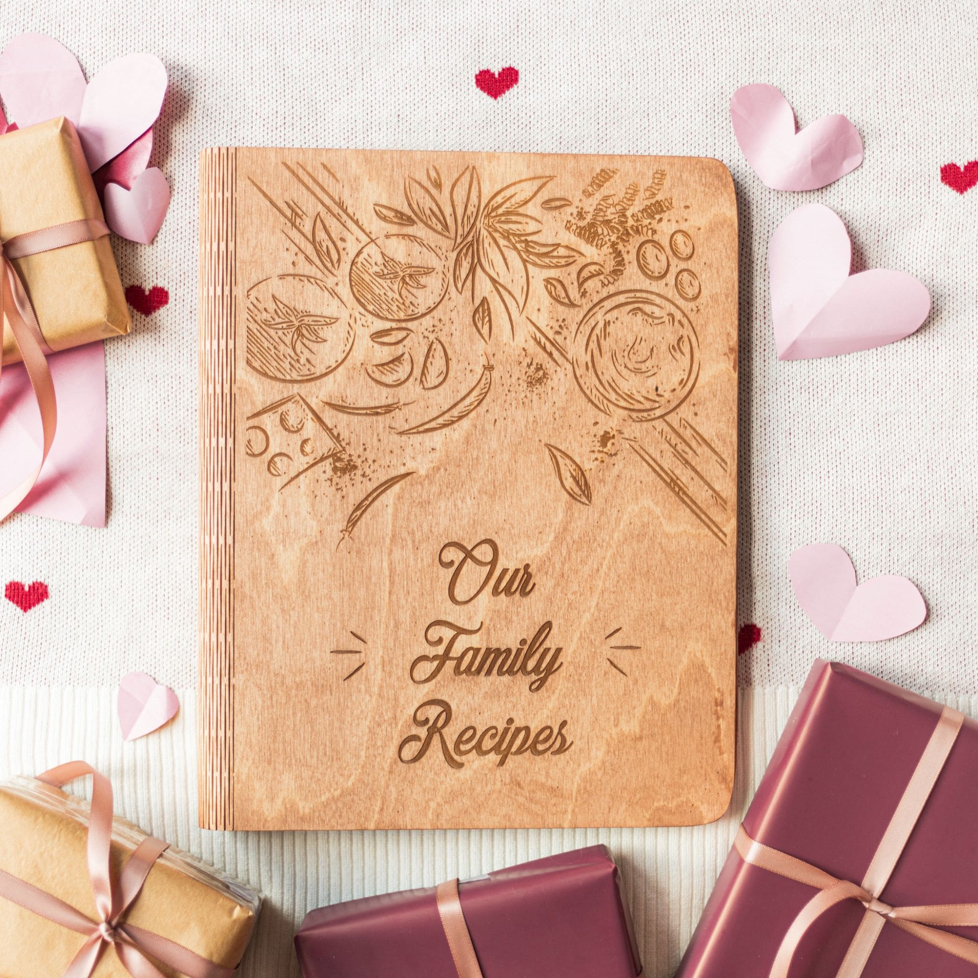Engraved wooden recipe notebook with pink hearts and gift boxes – personalized cookbook for family recipes