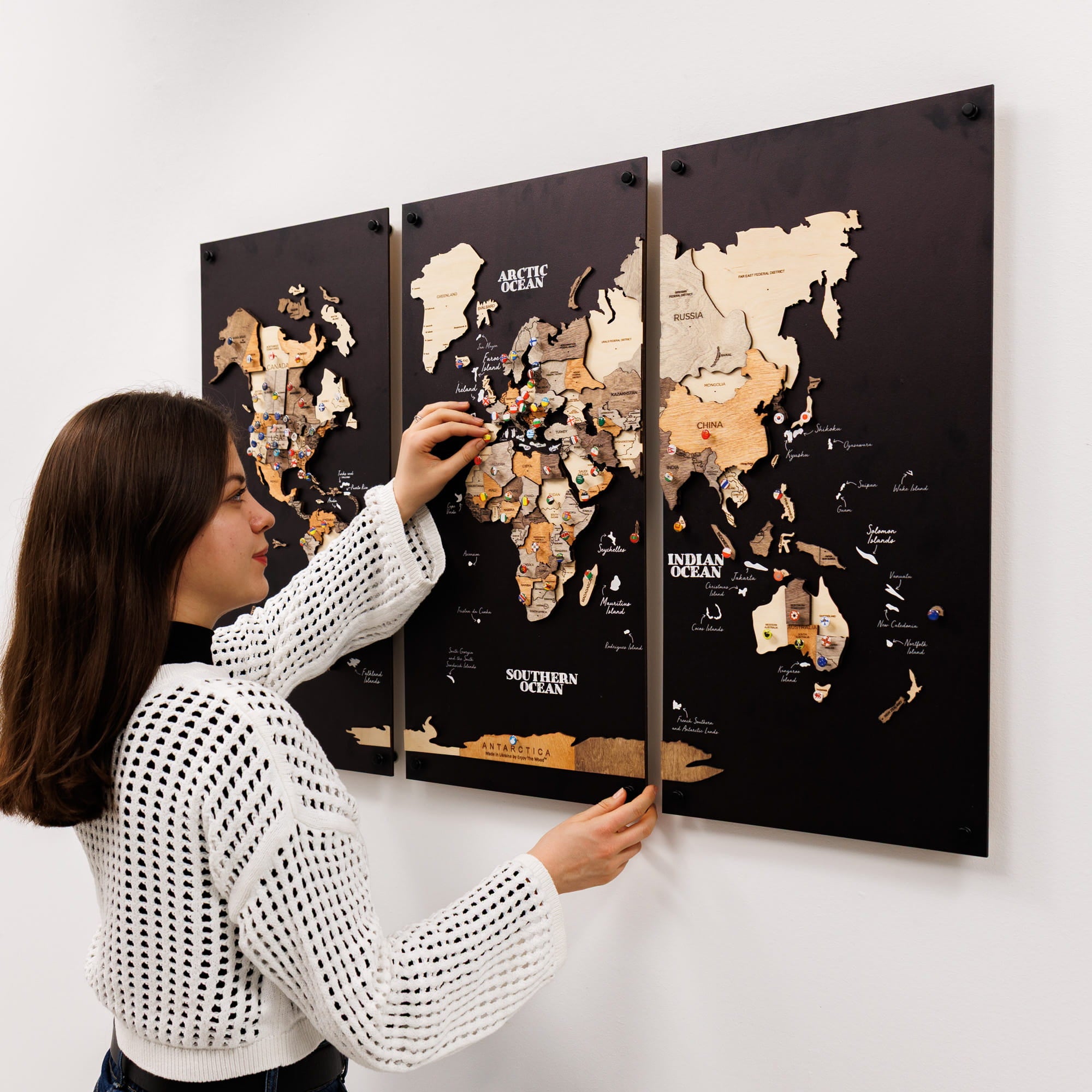 3D Wooden World Map Triptych Frameless - Multicolor by Enjoy The Wood