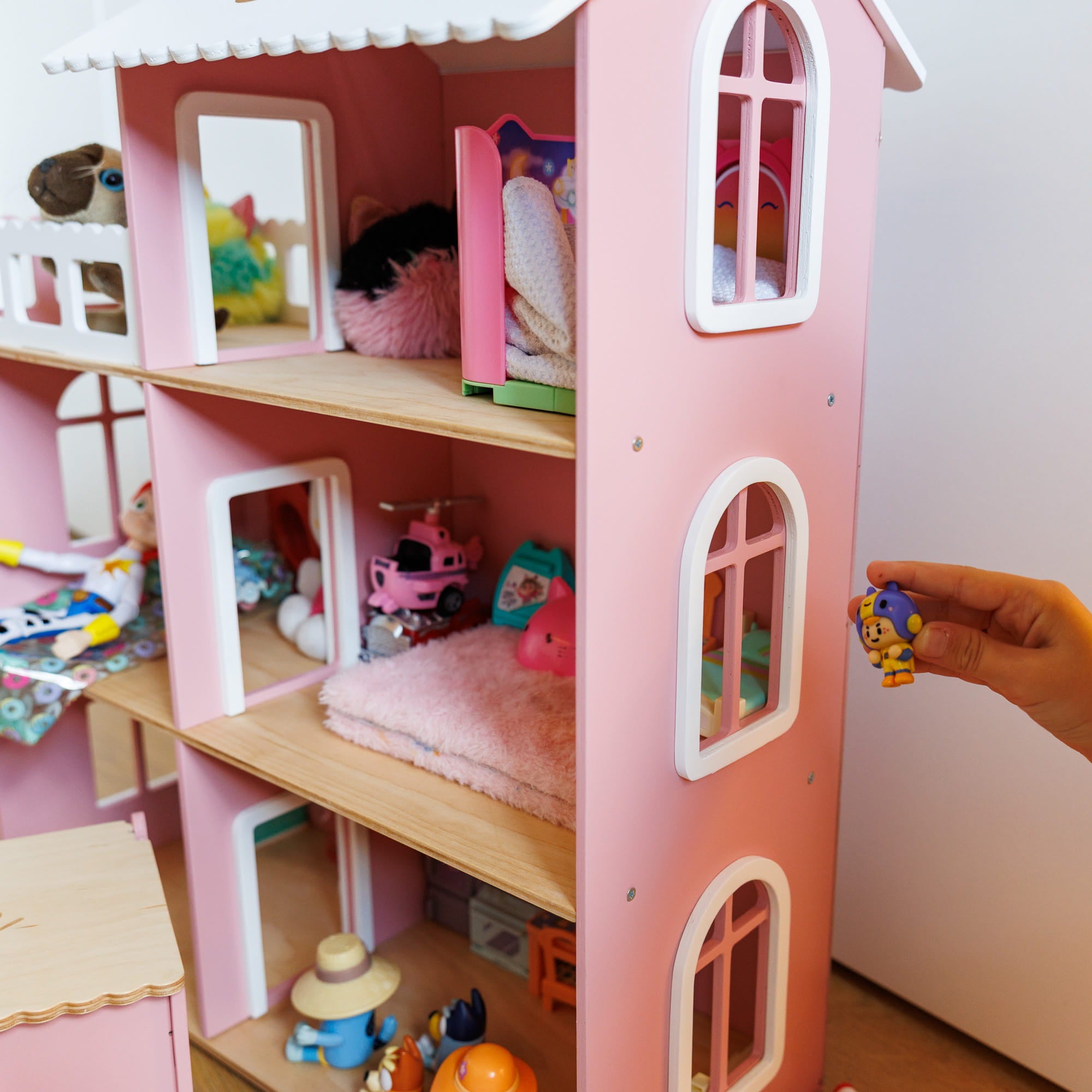 Wooden Dollhouse - Pink