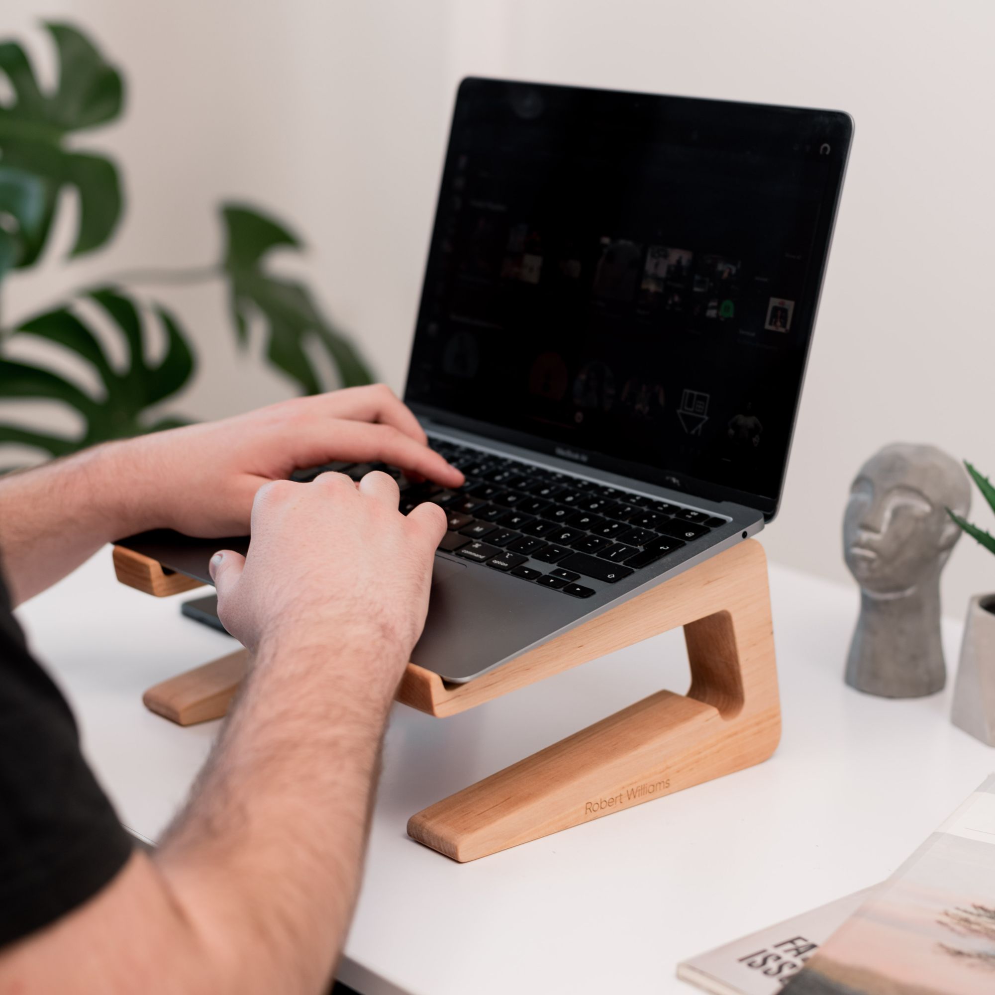 laptop stand wooden