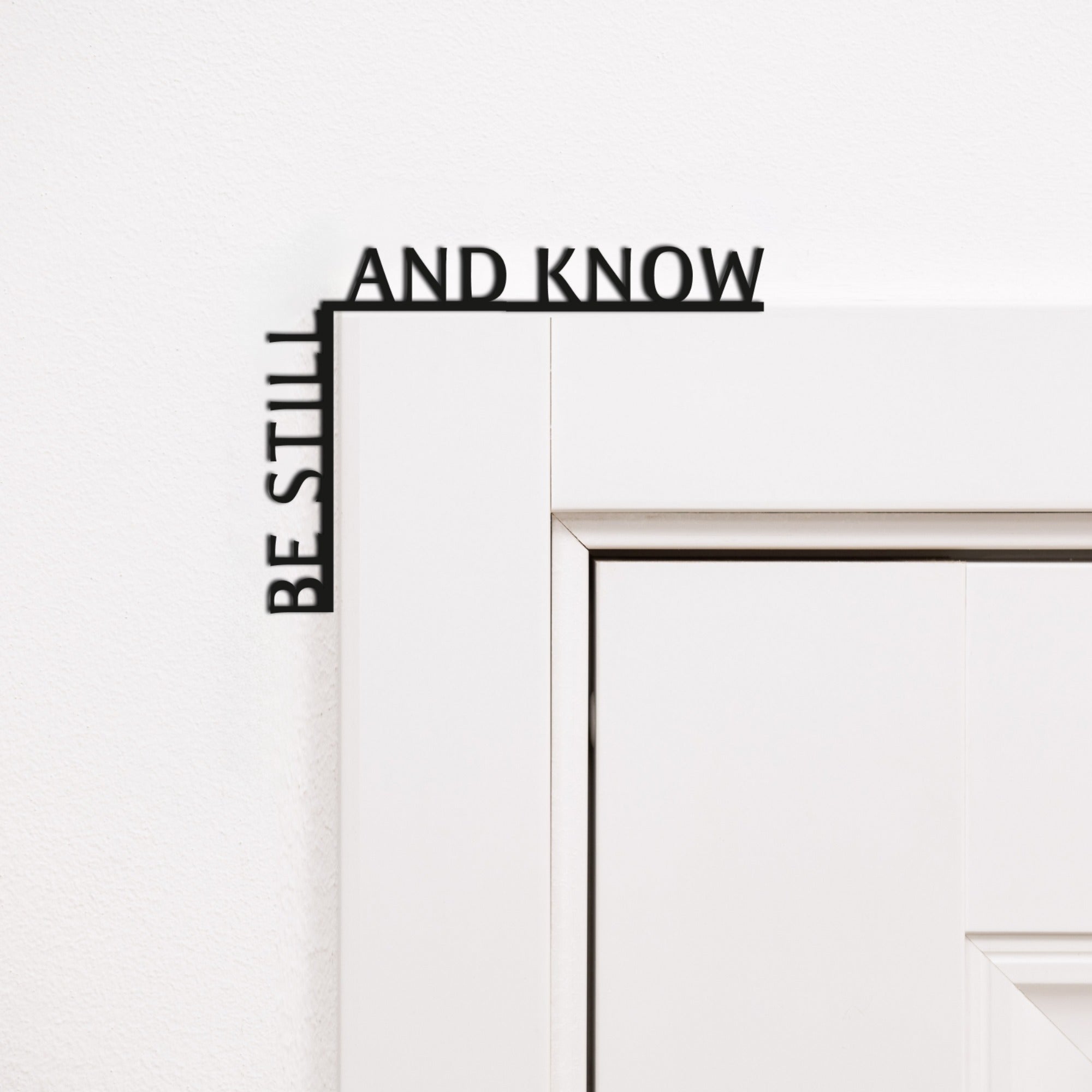 Wooden Corner Quote – Be Still and Know