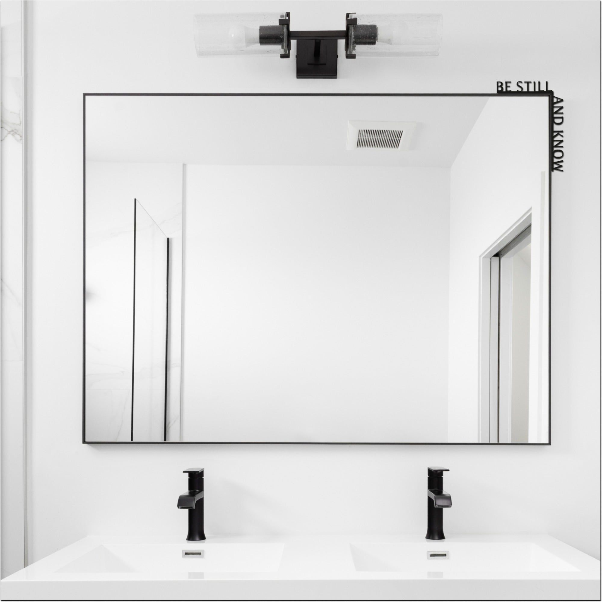 Wooden Corner Quote β Be Still and Know