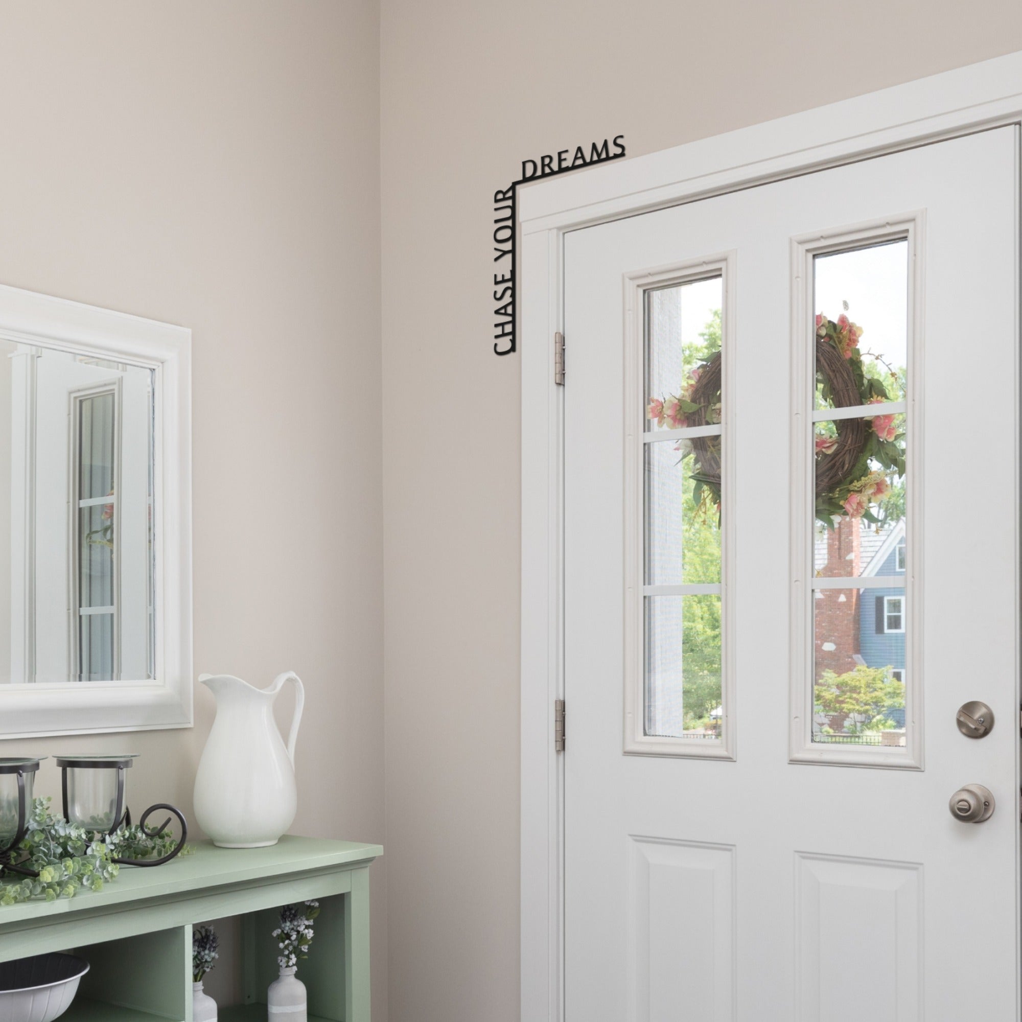 Wooden Corner Quote β Chase Your Dreams