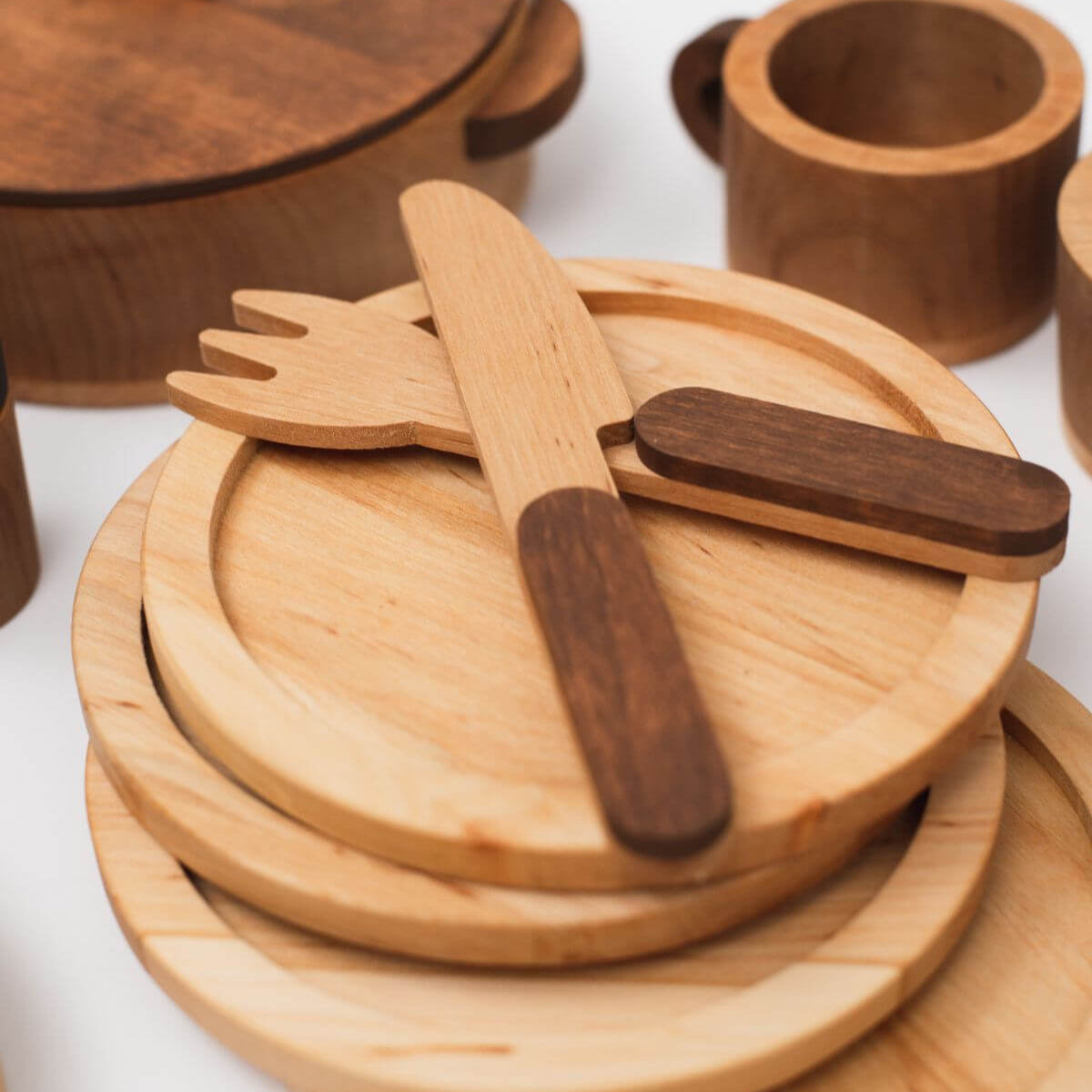 toddler play dishes