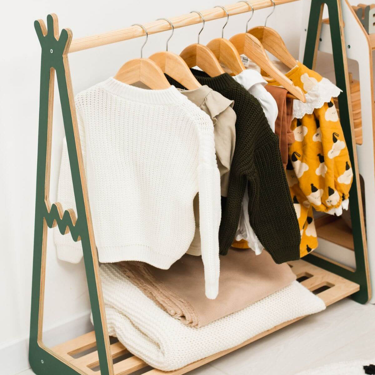 rack wardrobe for kids