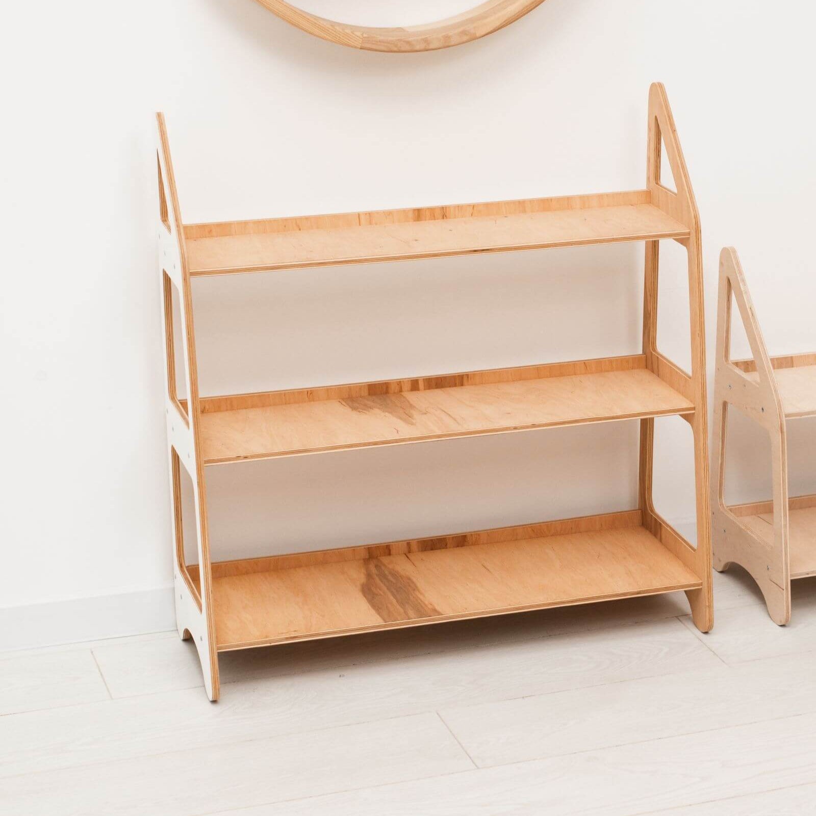 toy kids shelf