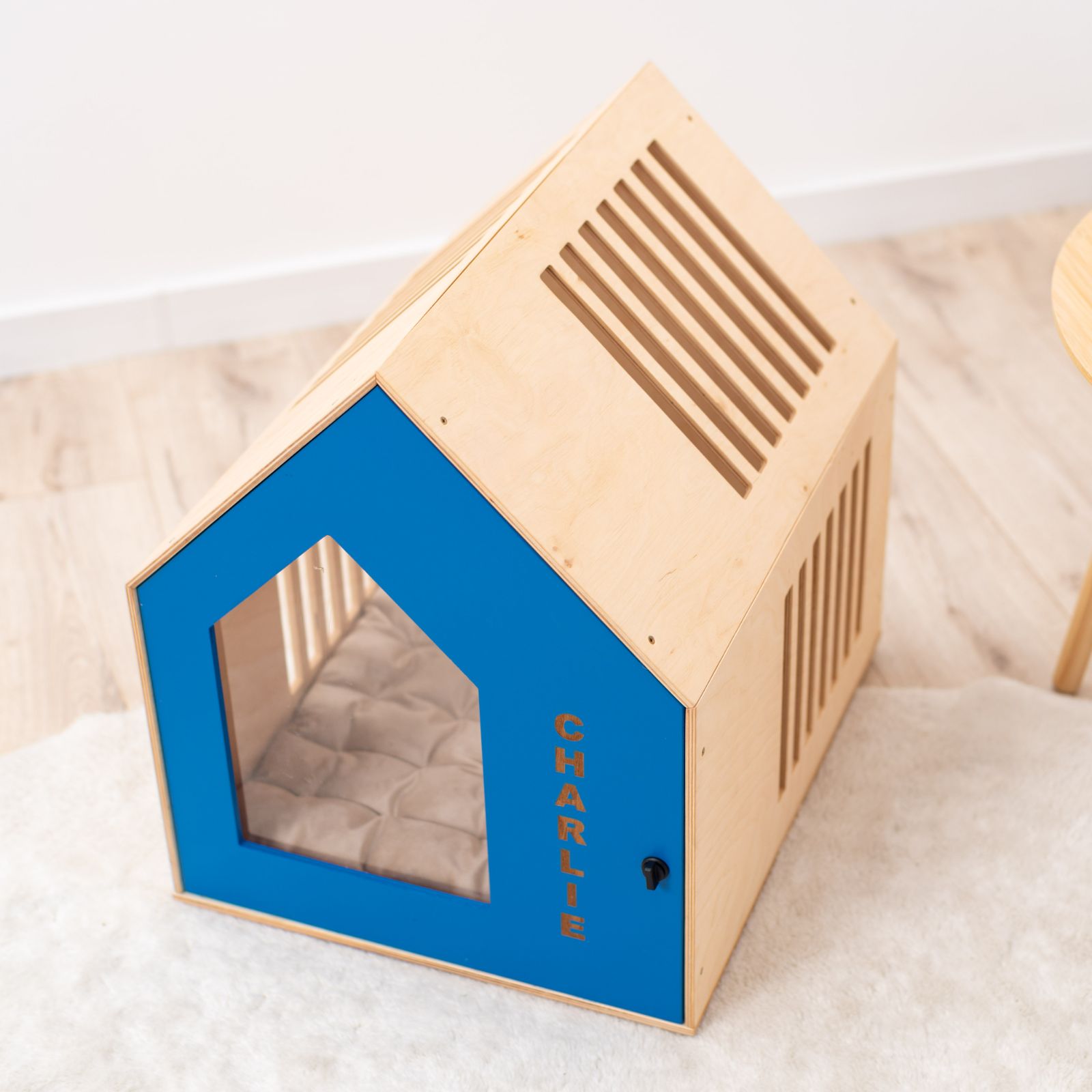 small dog house