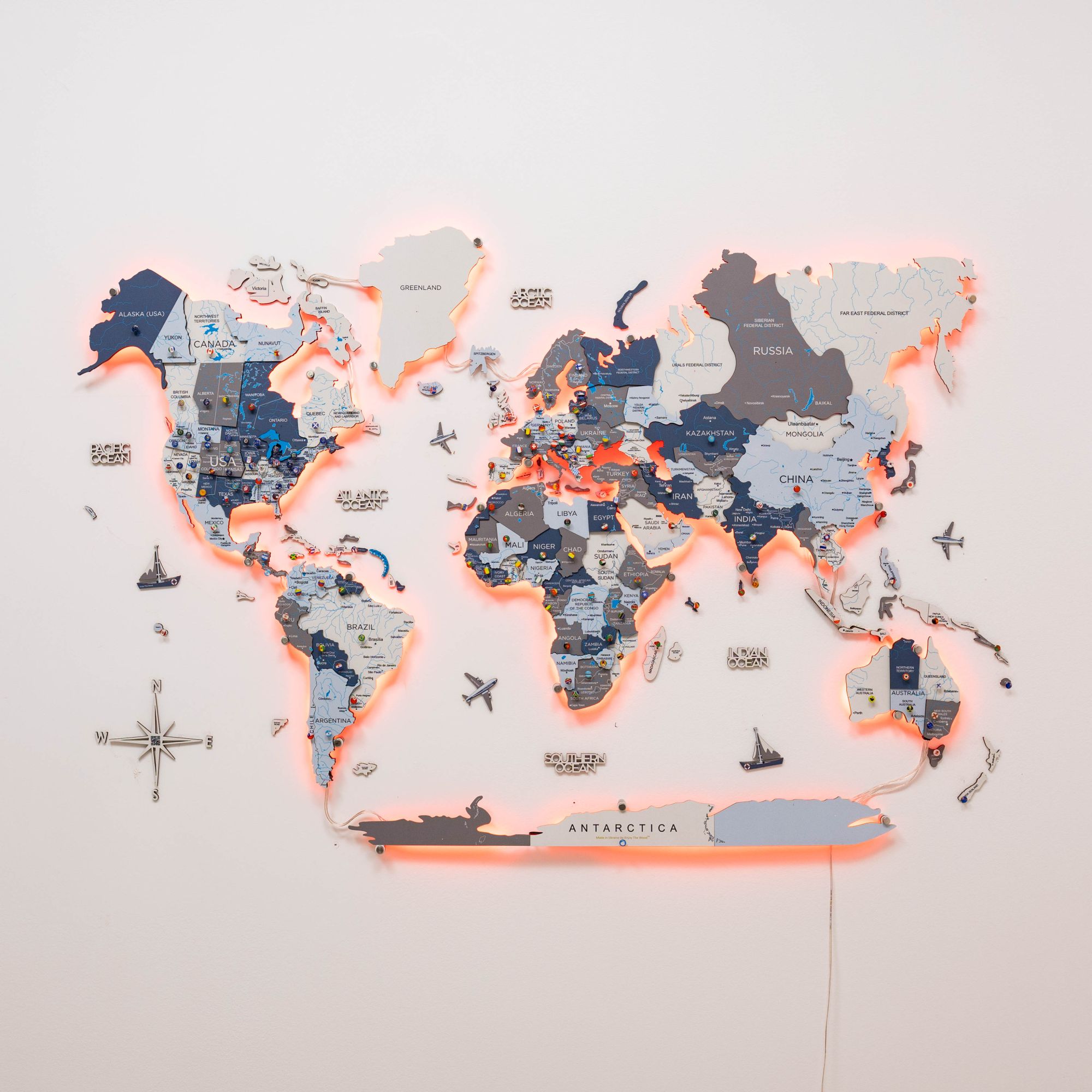 wooden world map wall decor