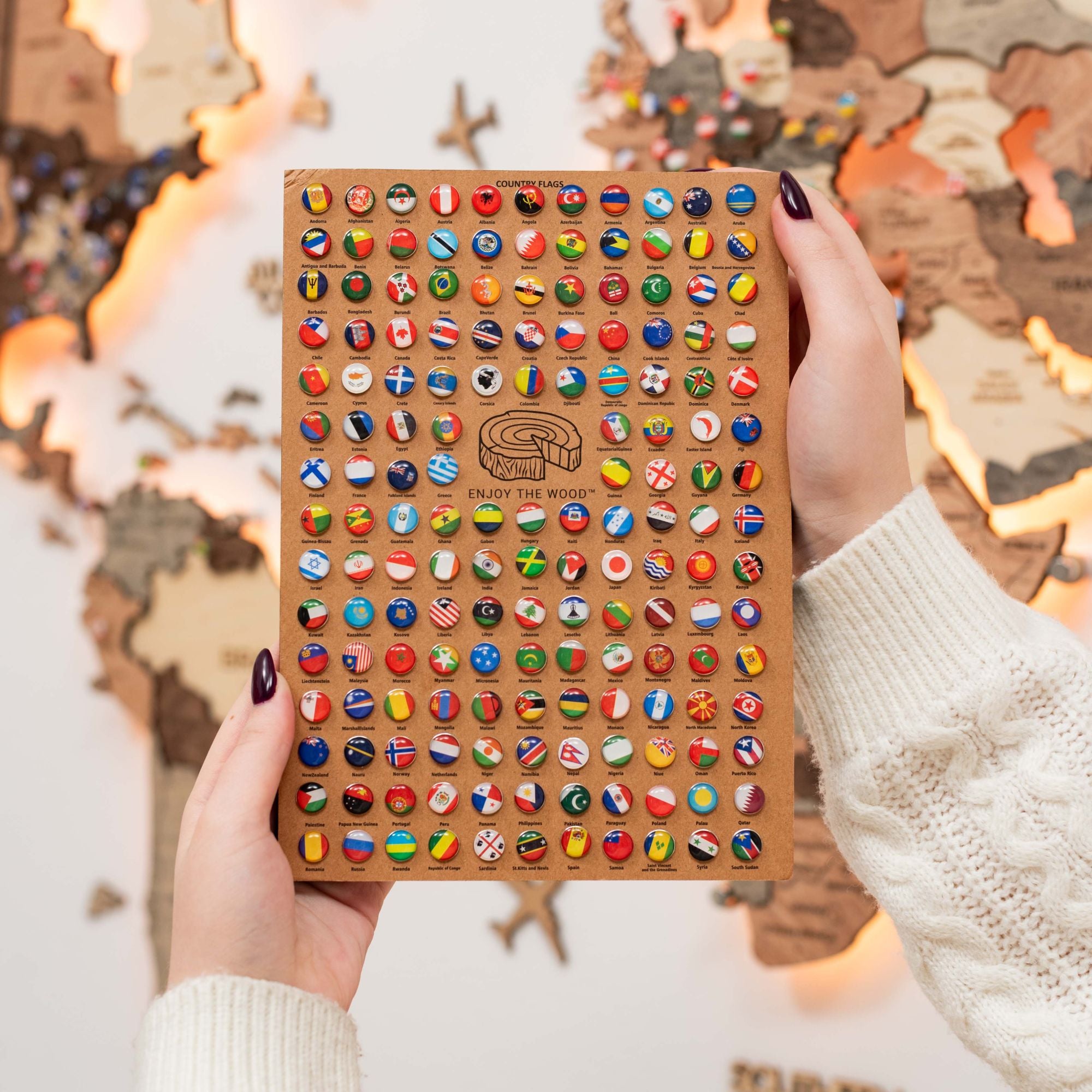 3D LED Wooden World Map 3.0 Smokey pins