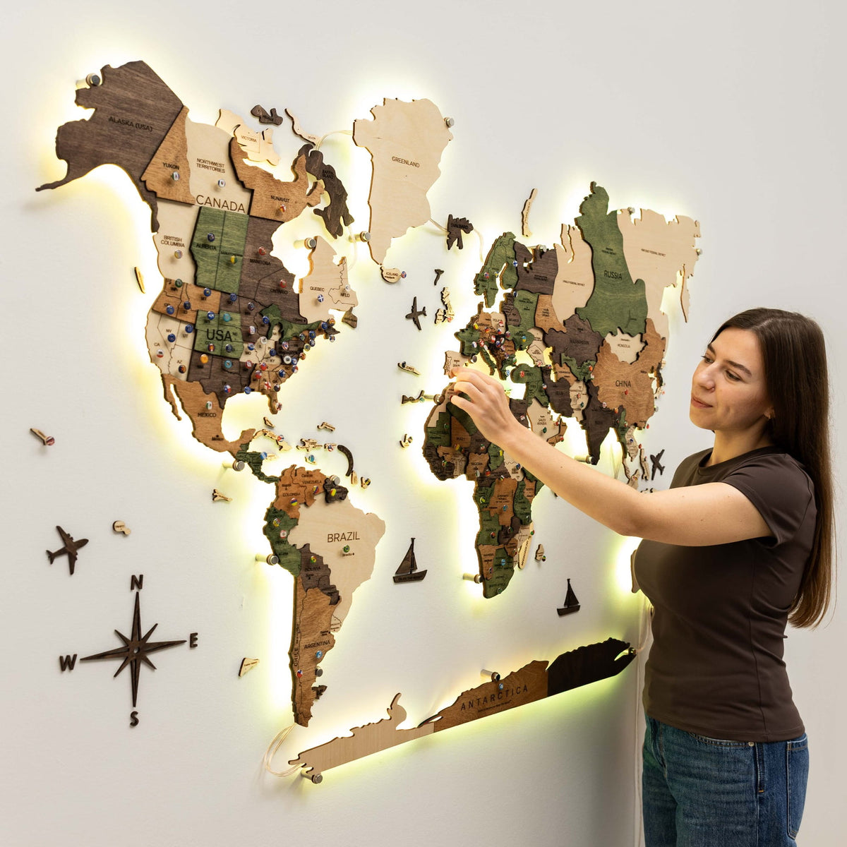 3D LED Carte du monde en bois 3.0 multicolore