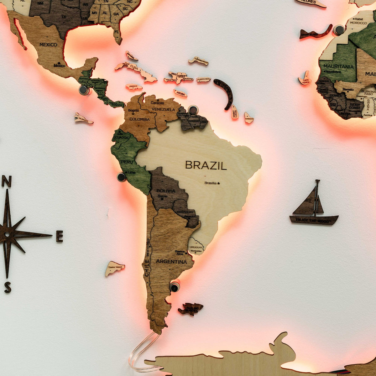3D LED Carte du monde en bois 3.0 multicolore