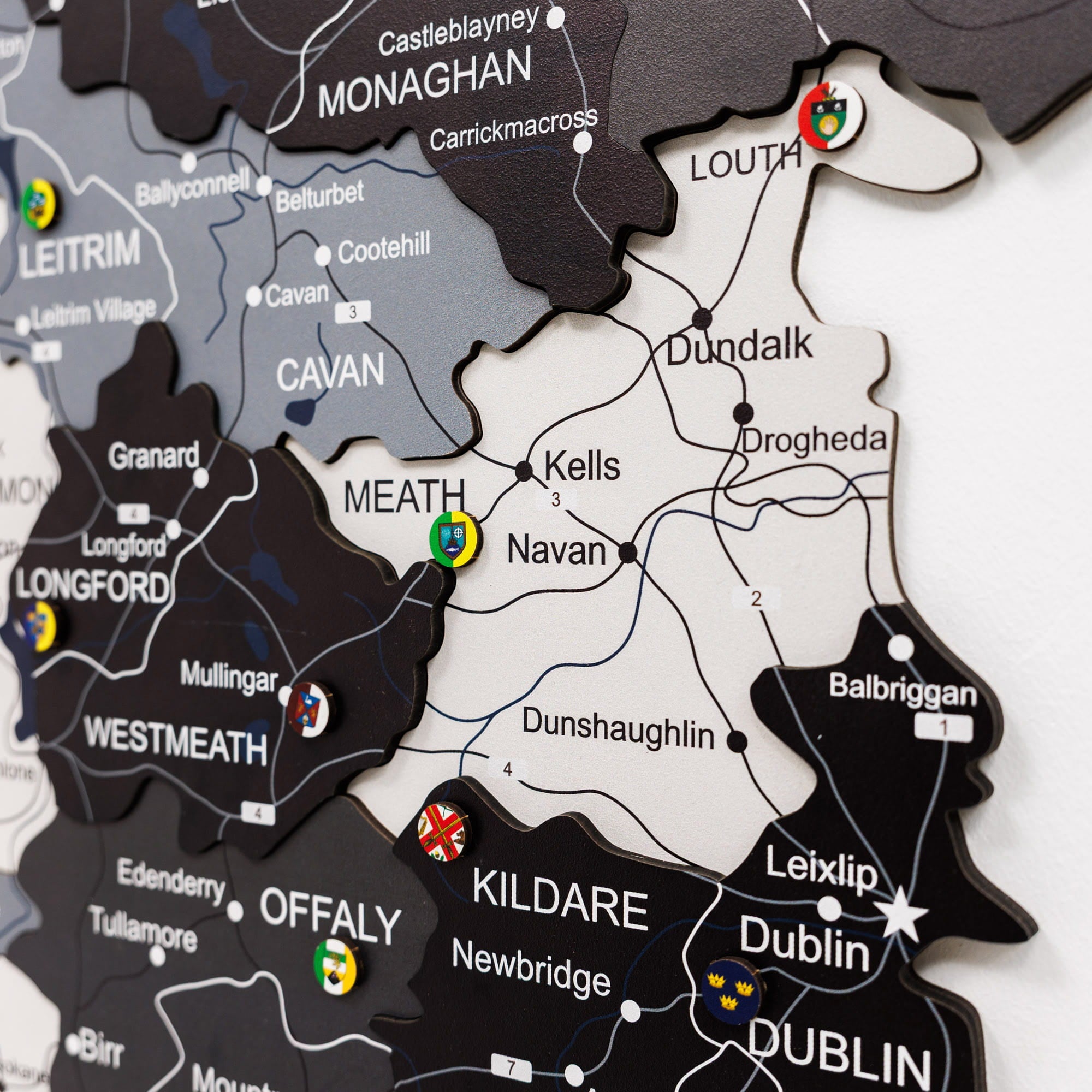 Map of Ireland with counties highlighted in different colors on a white background
