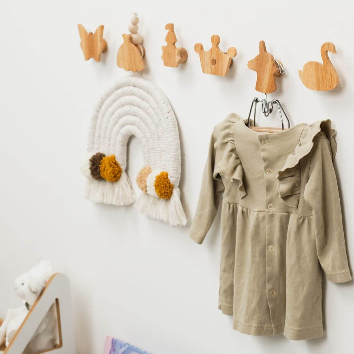 girls decorative wall hooks