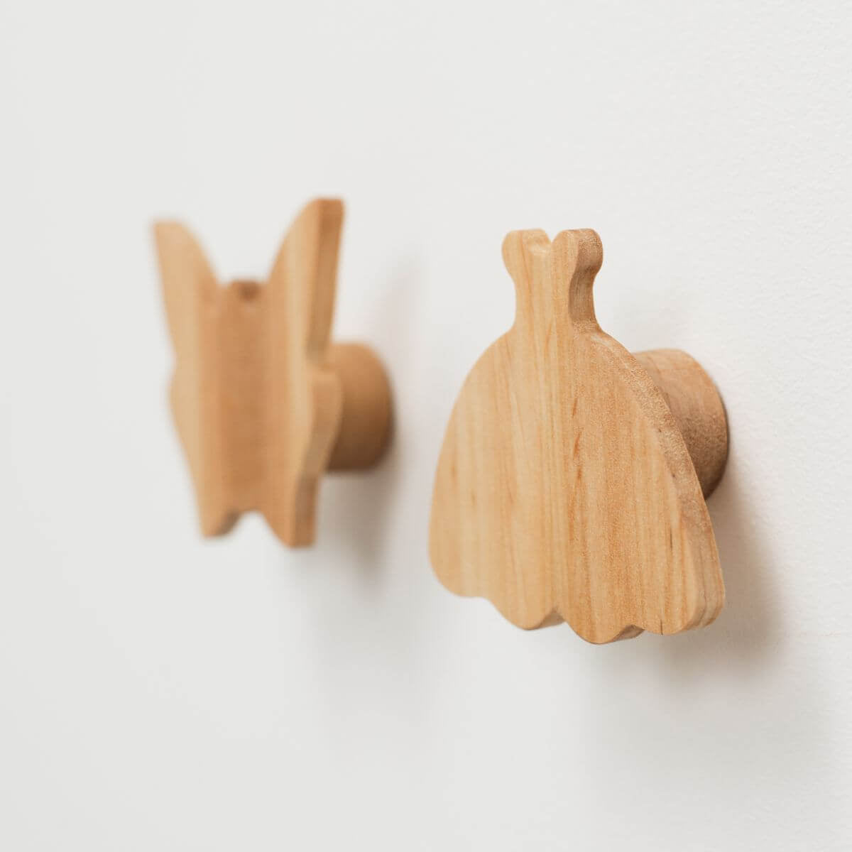 wall hooks for girls room