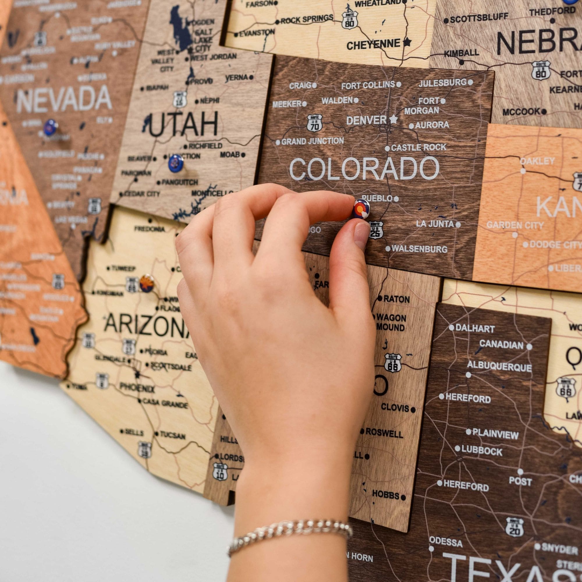 usa wall map with pins