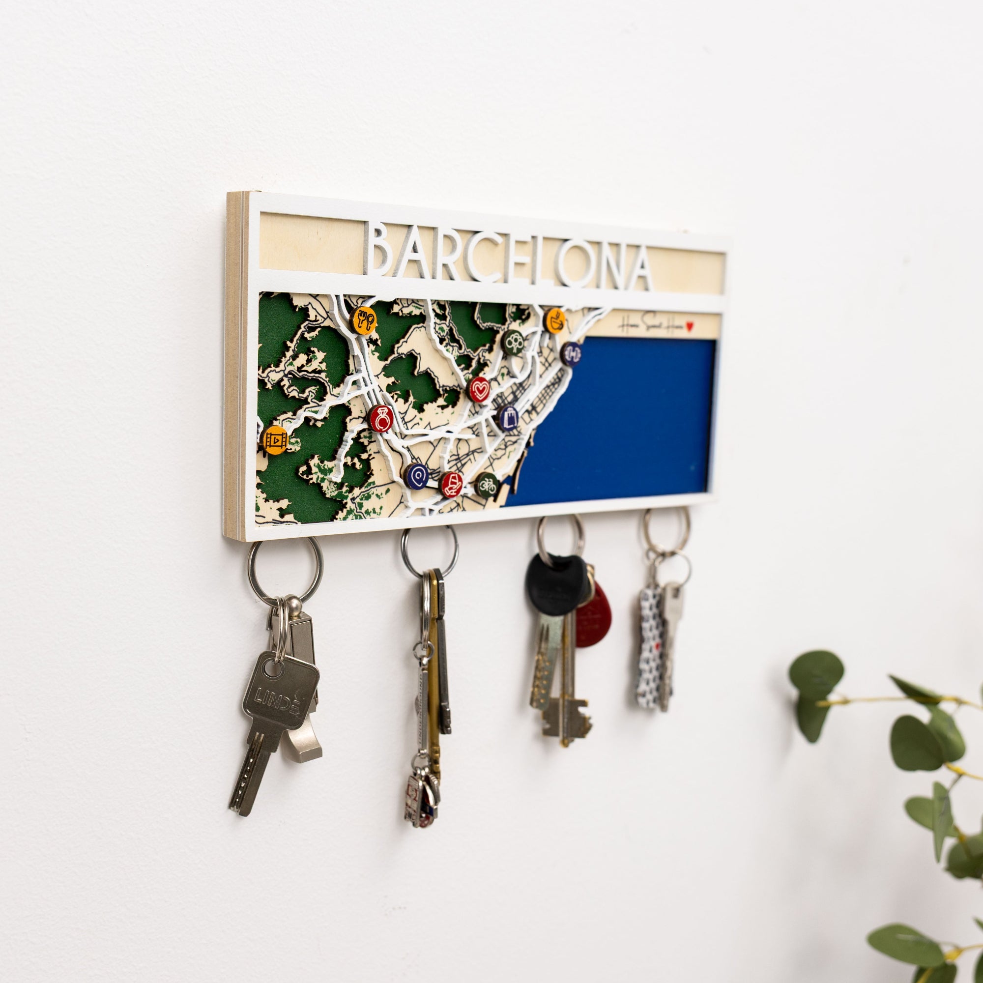 Wooden Key Holder - Barcelona | Enjoy The Wood
