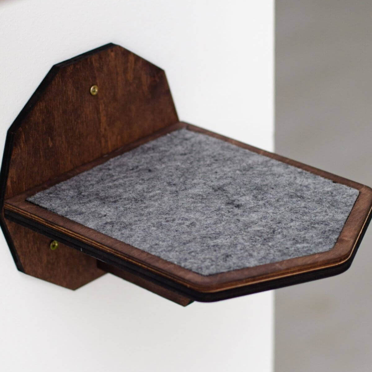 wall mounted cat steps