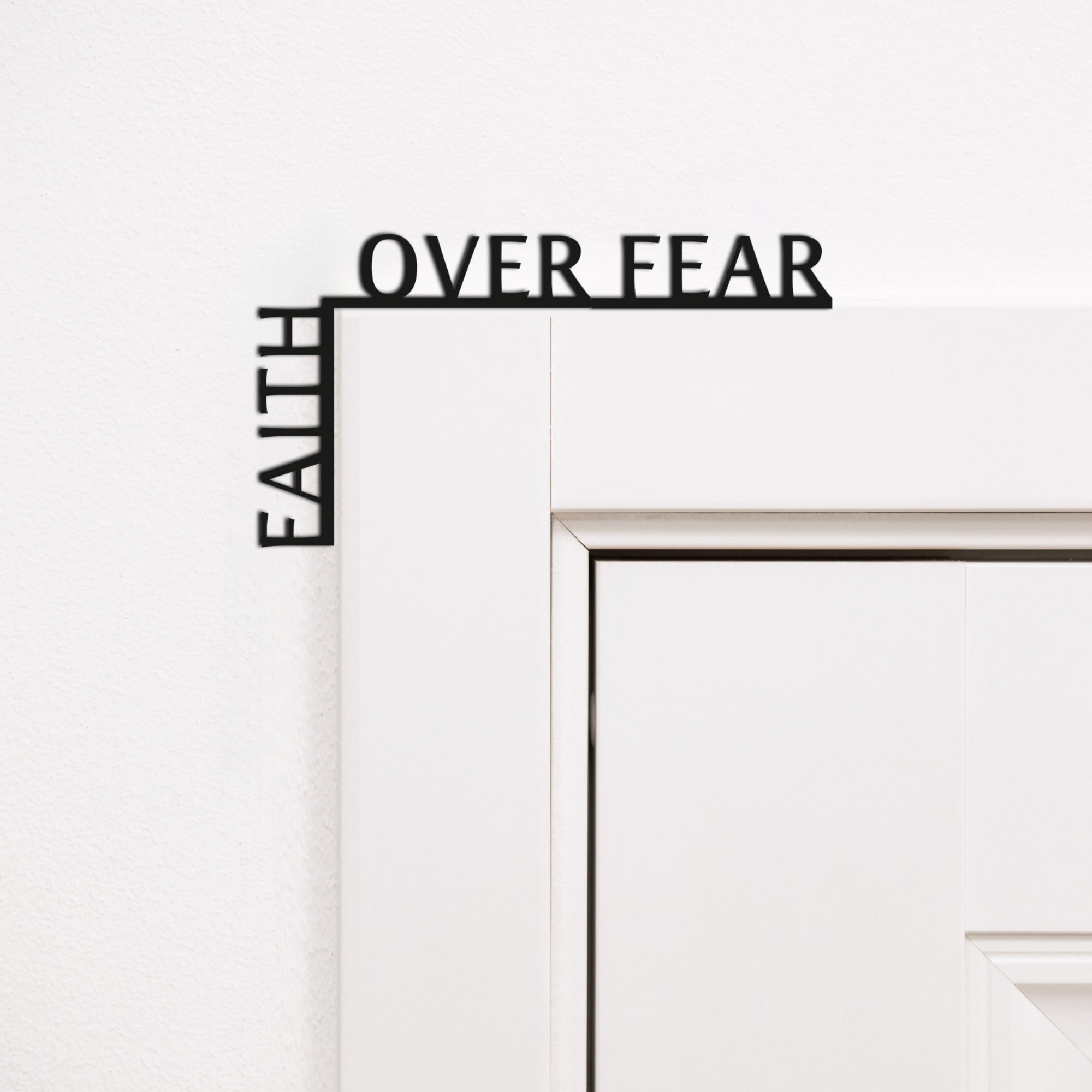 Wooden Corner Quote – Faith Over Fear