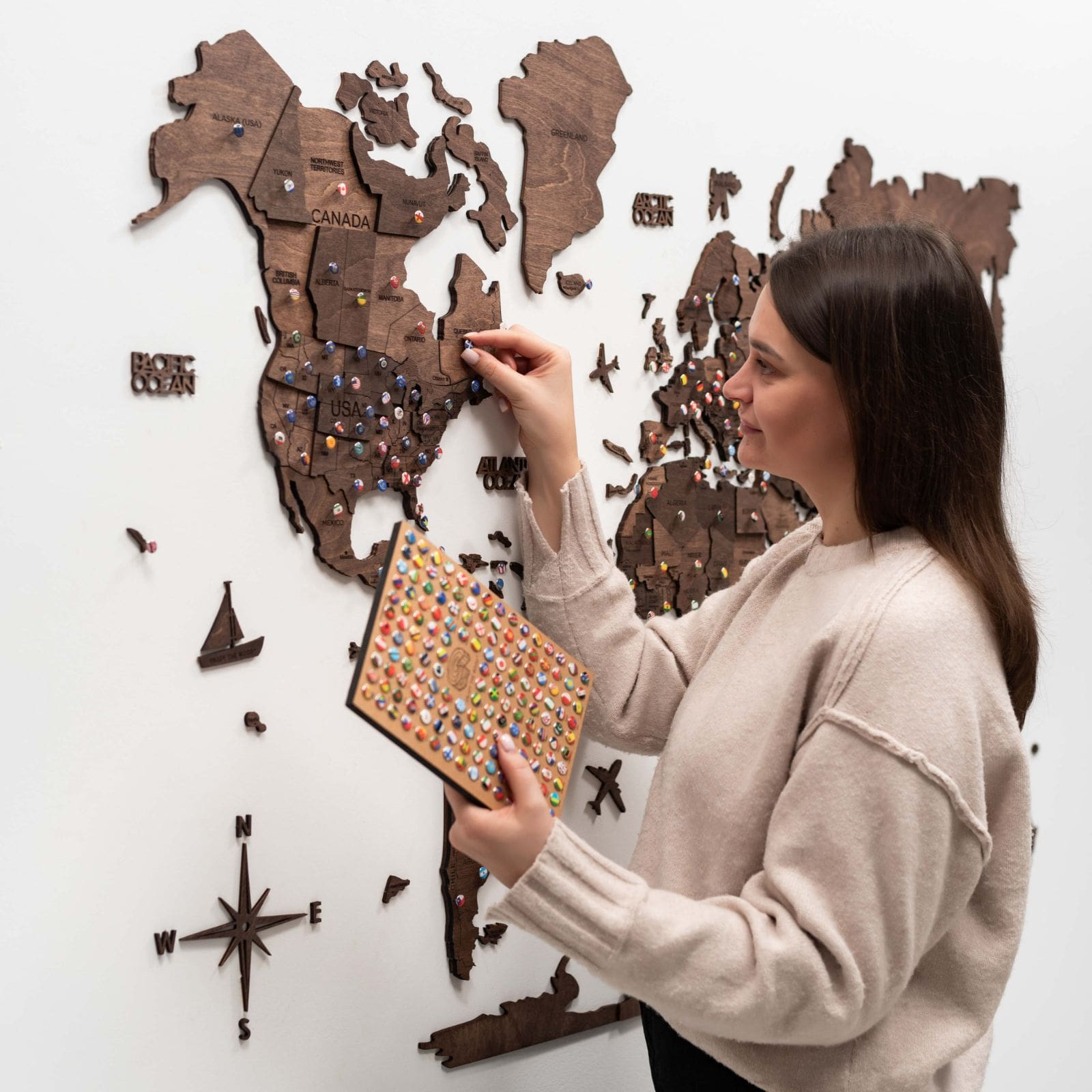 3D Wooden World Map Color Dark Walnut ‣ Enjoy The Wood