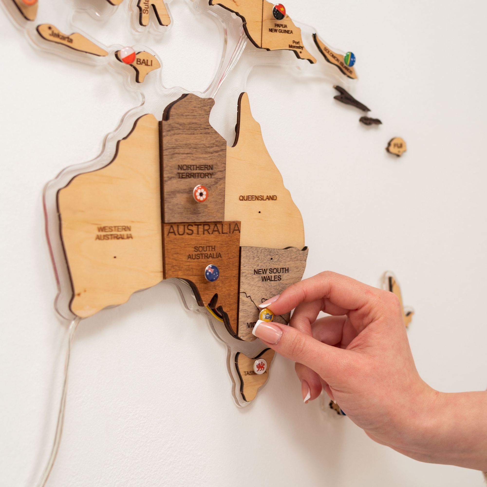 3D LED mapa del mundo de madera 2,0 (con fondo acrílico)