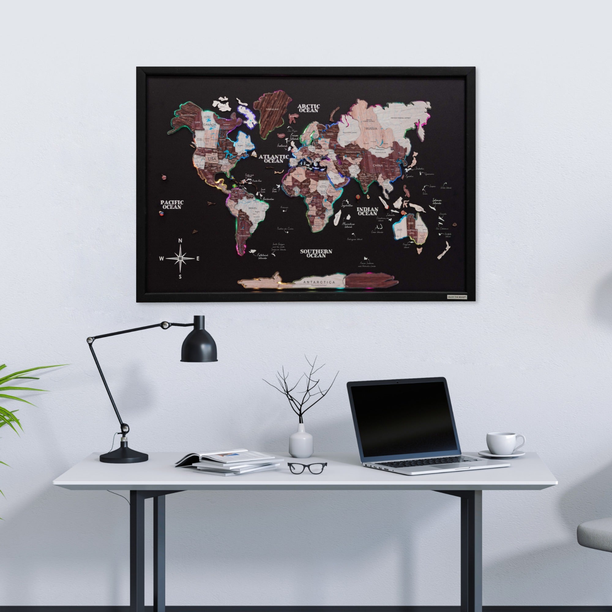 Map on Board LED 2.0 Cappuccino | Enjoy The Wood