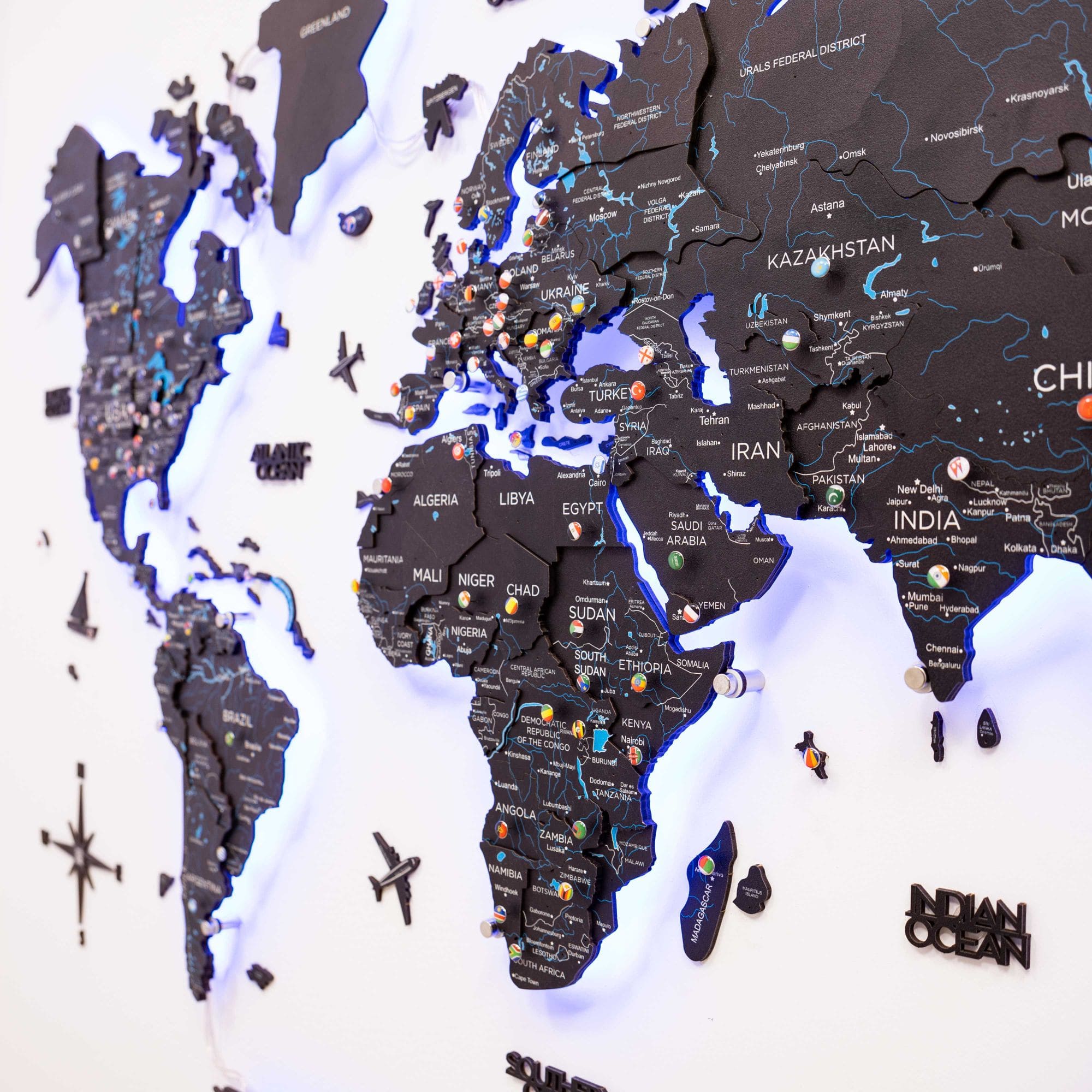 3D LED / LUMINOUS Wooden World Map Midnight ‣ Order Now