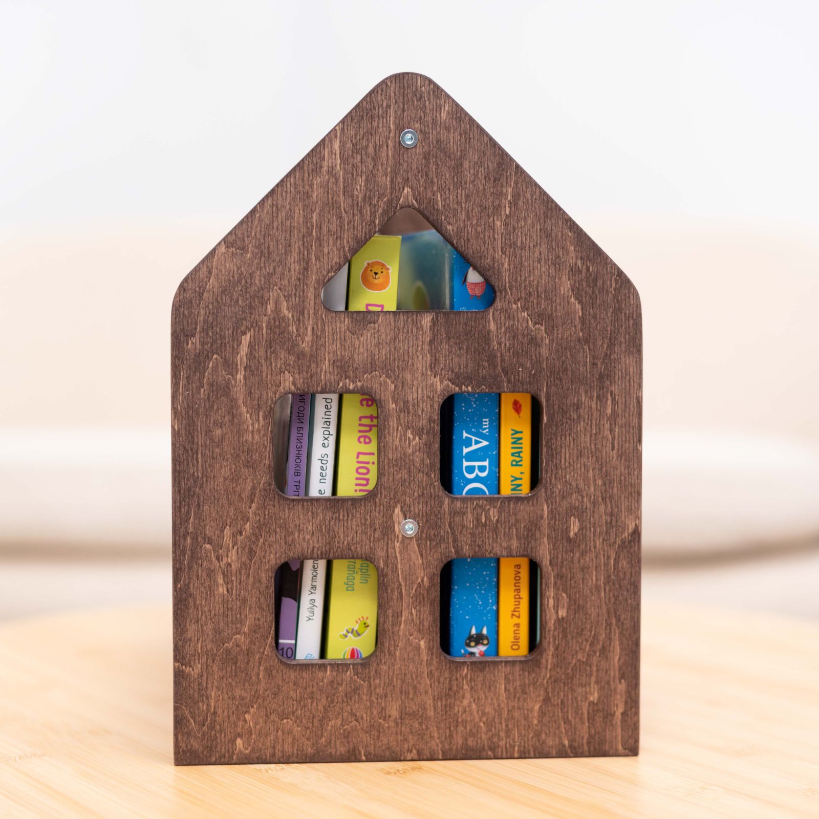 Farbe Montessori Bücherregale