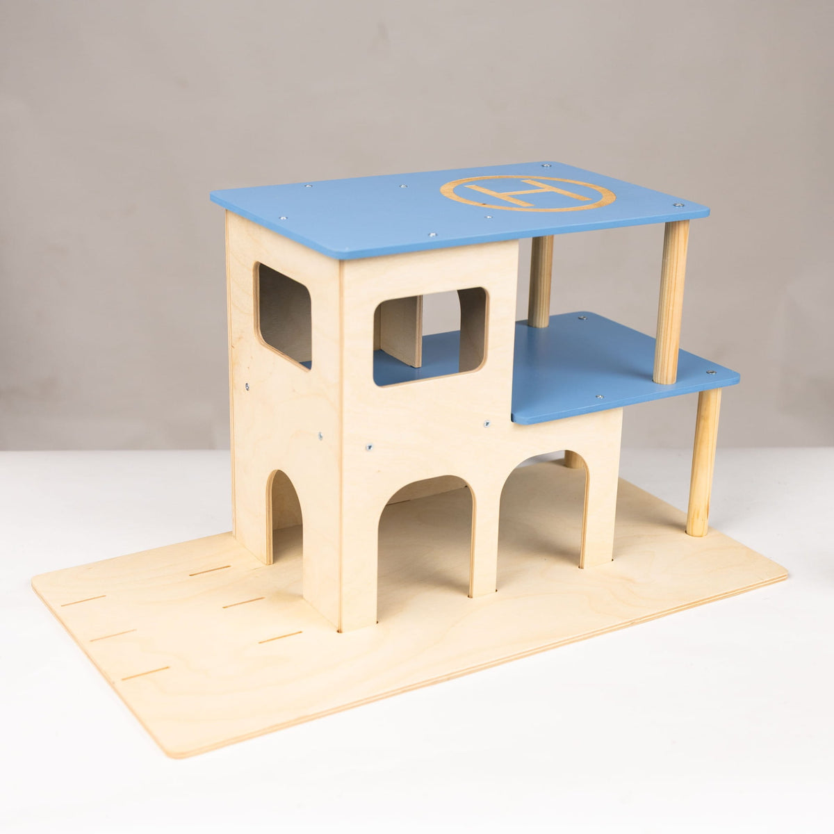 Polizeistationsspielzeug aus Holz