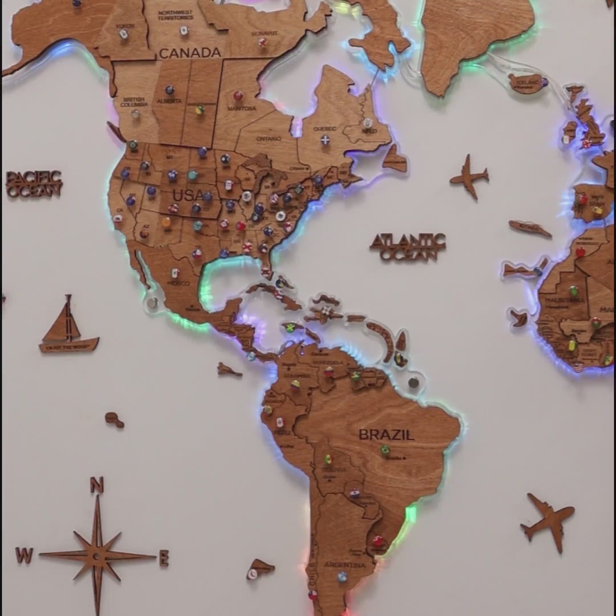 3D LED Wooden World Map 2.0 Oak | Enjoy The Wood