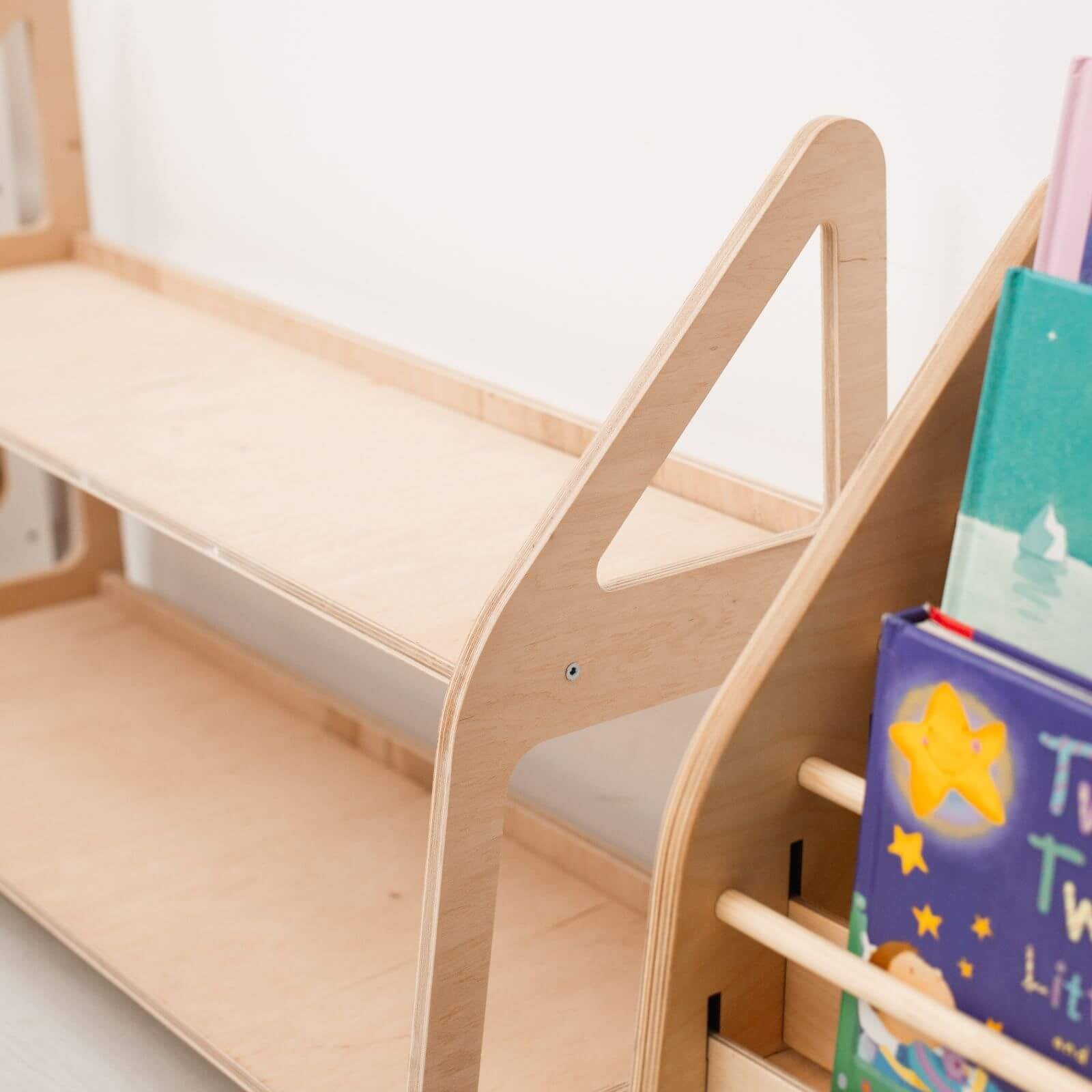 shelf toy 