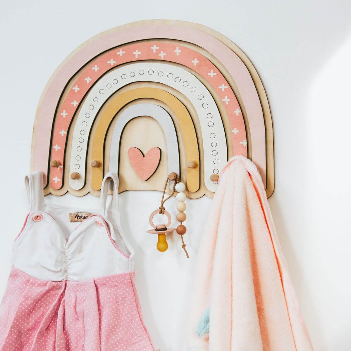 wall hanger for kids