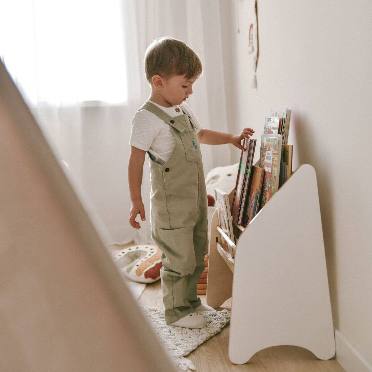kids toy book shelf 