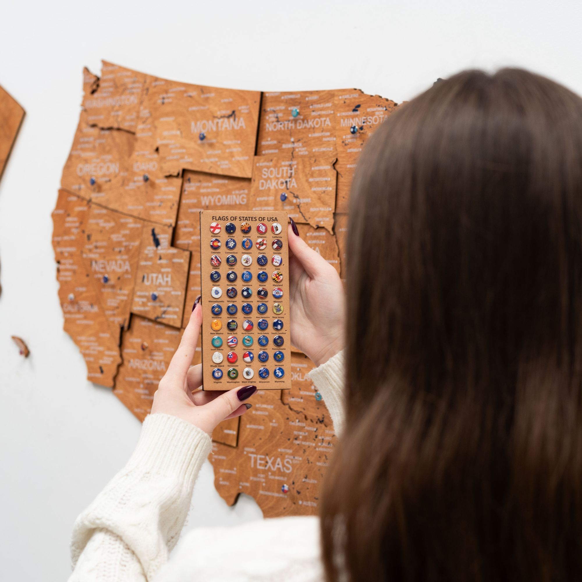 Wooden 3D Map of USA - Oak pins 1